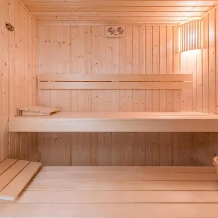 아파트 Pearl Of The Palace District With Private Sauna